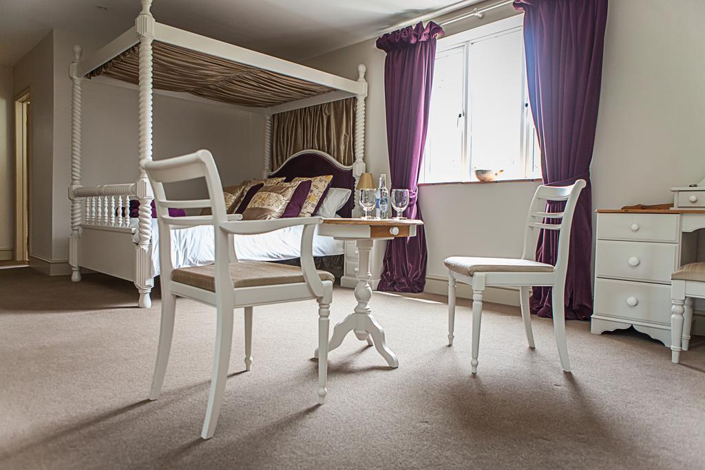 مبيت وإفطار تيفرتون Stoodleigh Court Coach House المظهر الخارجي الصورة